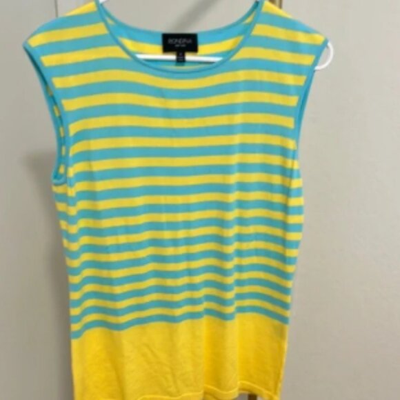 Rondo's Scoop Neck Sweater Tank - Picture 1 of 4